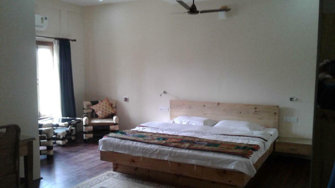 Zizina Otis Resort Guwahati Ngoại thất bức ảnh
